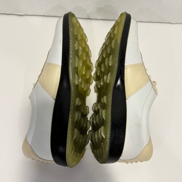 Ecco Spikeless Golf Shoes Women Sz Eur 38/7.5 Saddle Shoe Cap Toe White/Cream - Picture 9 of 12